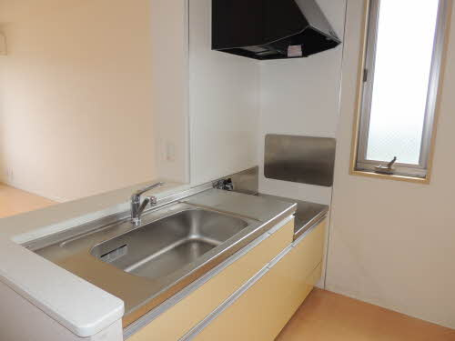 グランディール春日のキッチン