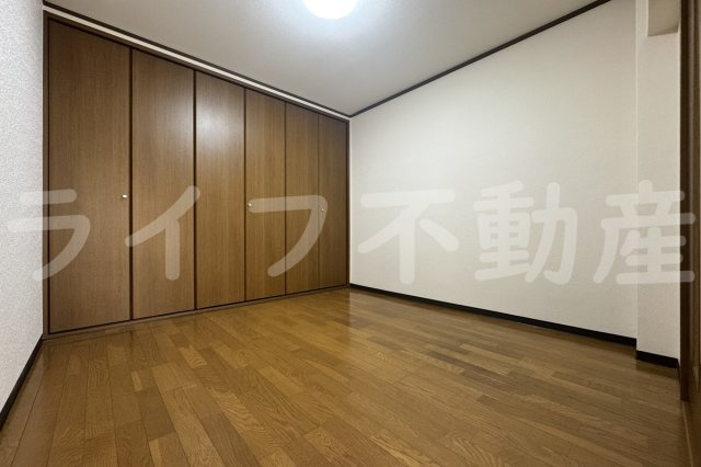 グリーンハイツ長堂の洋室|コンパクトで使いやすい洋室です