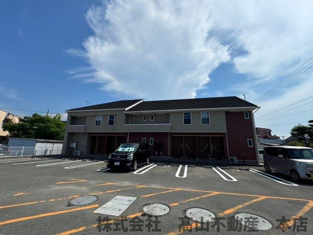 サンアルグレアＢの駐車場