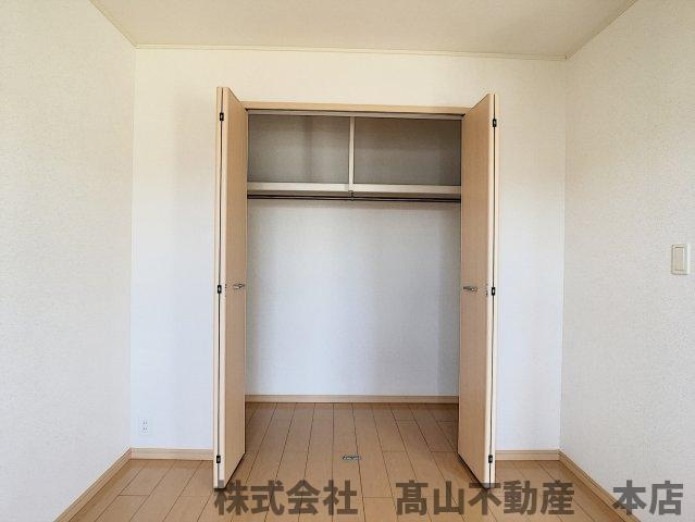 サンアルグレアＢの収納