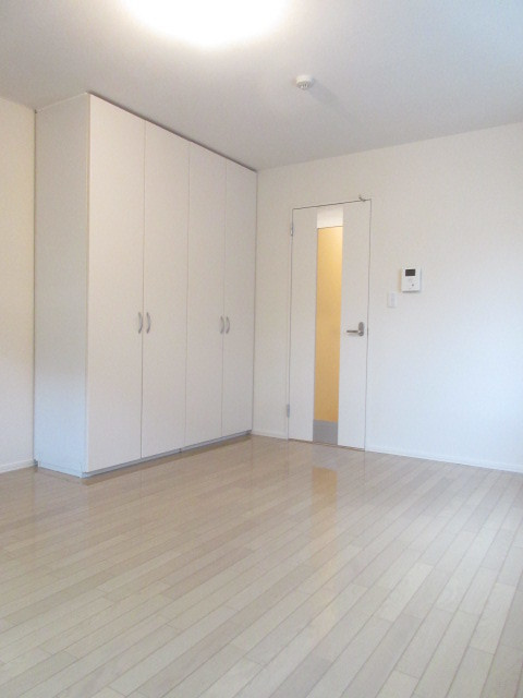 Cefiroの居間・リビング|★明るいフローリングのお部屋です★