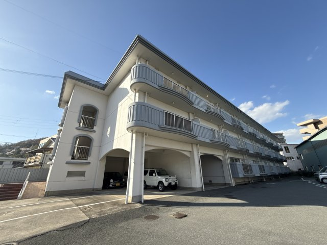 姫路市青山北３丁目の賃貸マンション