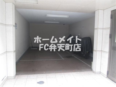 【駐車場】 | ラムール波除 | 現在空きはありません。　バイク置き場1000円～