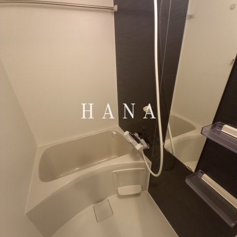 ケイディーエックスレジデンス原木中山の浴室
