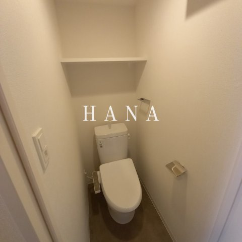 ケイディーエックスレジデンス原木中山のトイレ