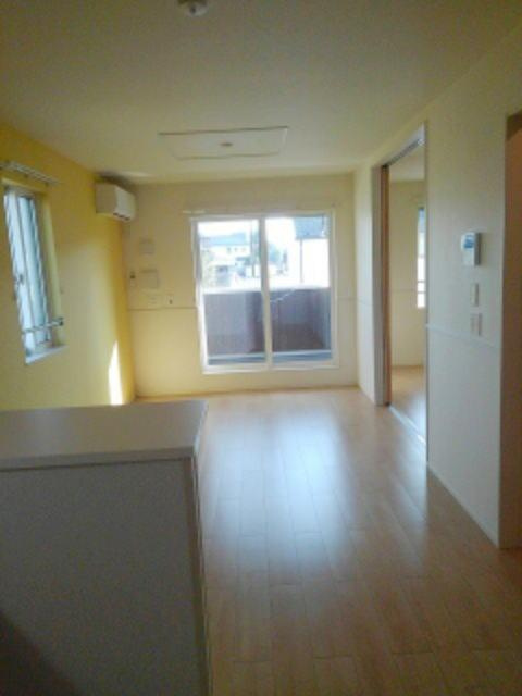 カーネーションの居間・リビング