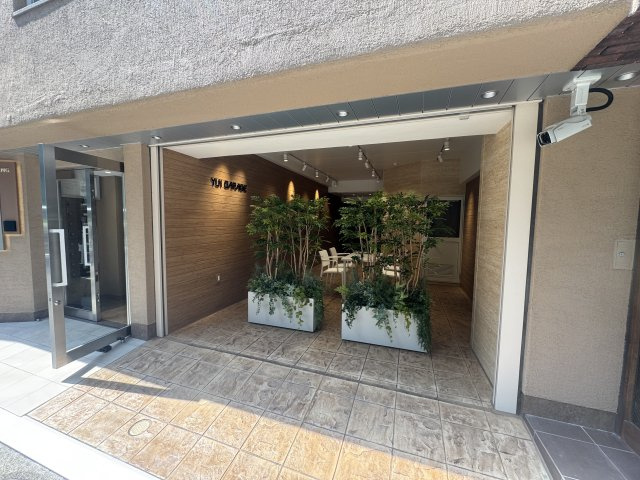 由井ビルのエントランス