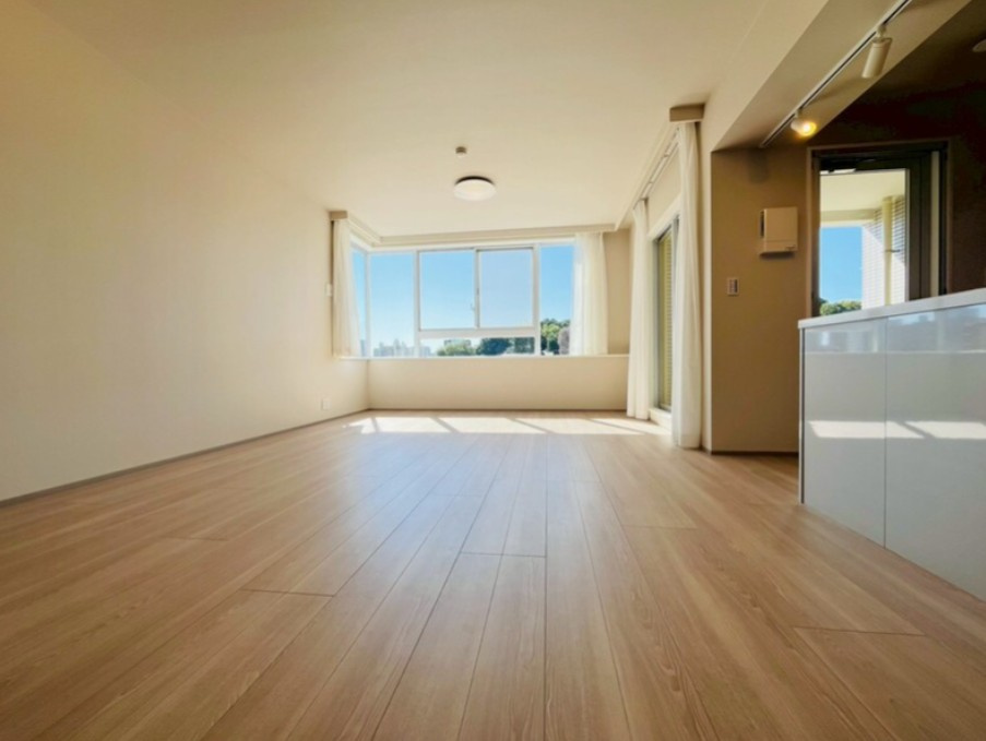 【居間・リビング】