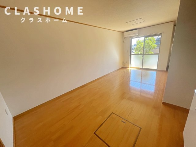 T-GONZA　　 刈谷市近郊の賃貸はクラスホーム刈谷店の居間・リビング|同物件の別部屋になります。