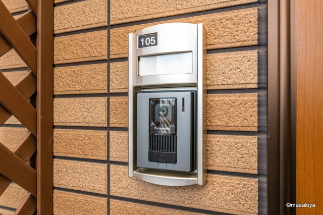 アルバのエントランス|TVモニターフォン