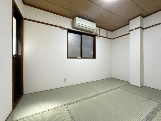 大宝ハイツの寝室