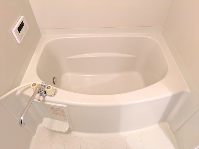 エステートハイツ Aの浴室