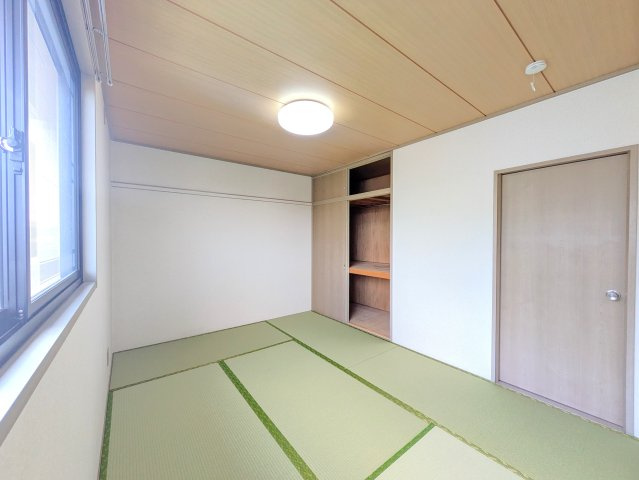 エステートハイツ Aの和室