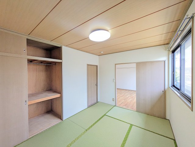 エステートハイツ Aの和室