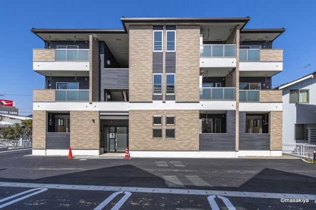 レガーロの外観