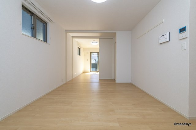 レガーロの居間・リビング