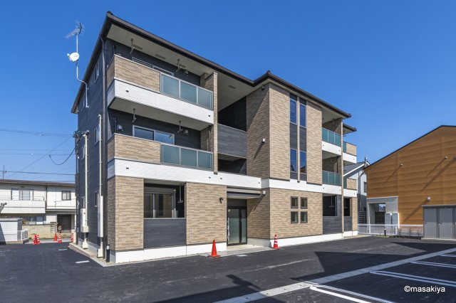 レガーロの外観