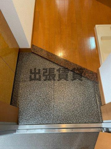 仲介手数料0円！！アルフィーレ新栄の玄関