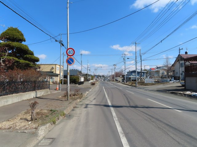 【前面道路含む現地写真】 | 北見市清見町７４番地３３　平屋建中古売家