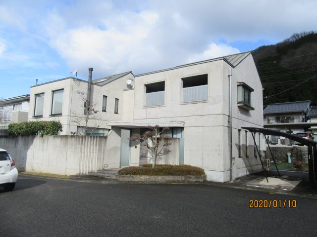 八鹿町九鹿496-4　中古戸建の外観