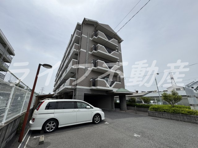 ロイヤルヴィラ東大阪の外観|外はこのようになっています