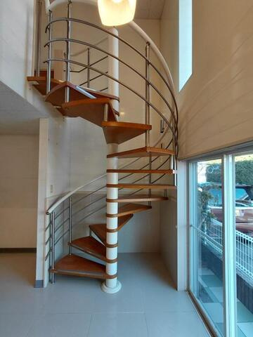 ポラリスの内装