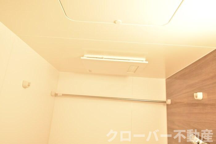 ライジング サンの浴室|浴室換気乾燥機