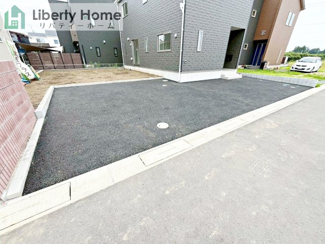 笠間市旭町第9　新築戸建　1号棟の駐車場