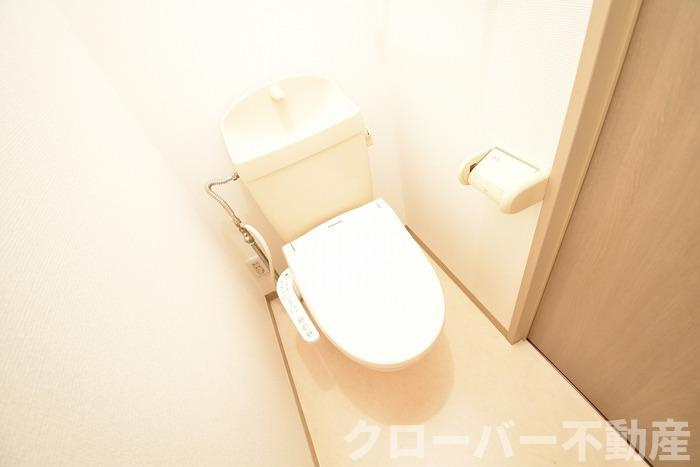 セジュール サライ A棟のトイレ|温水洗浄暖房便座