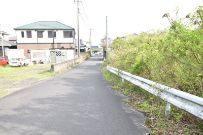 【前面道路含む現地写真】 | 鹿屋市郷之原町　売地 | 北東側