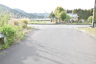 【前面道路含む現地写真】 | 鹿屋市郷之原町　売地 | 北東側