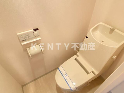 【トイレ】 | エリヴィエール | 落ち着いた色調のトイレです