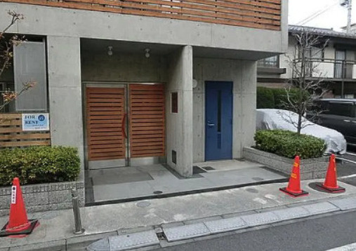 NERV西早稲田のエントランス