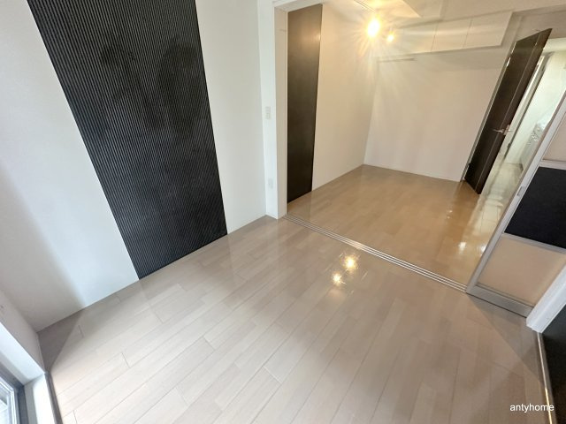 SERENiTE本町エコートの寝室