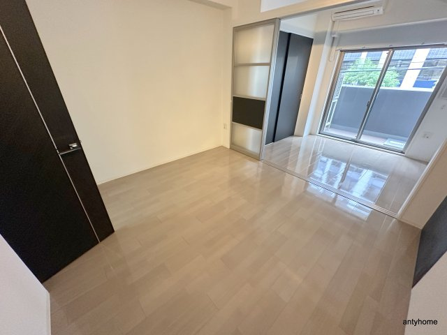 SERENiTE本町エコートの居間・リビング