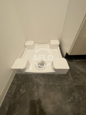 アドバンス大阪シックの設備|アドバンス大阪シック　洗濯機置場