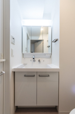 【洗面所】 | メーヴェ浅草橋 | ※写真は同タイプ住戸です。