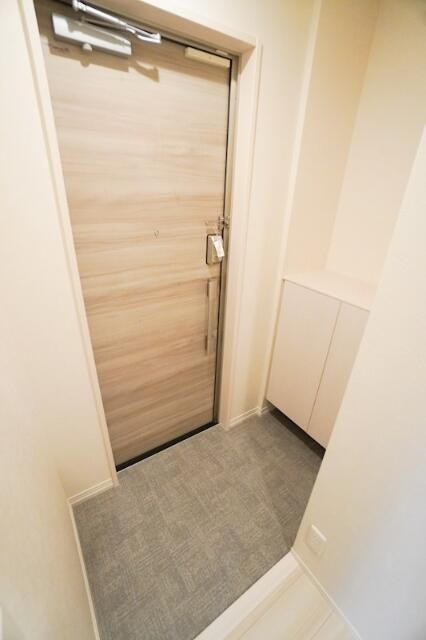 レジデンス　百音の玄関