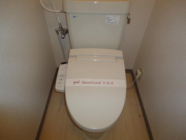 エスポア保呂のトイレ|シャワー付トイレ