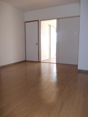 クレセント大高の内装