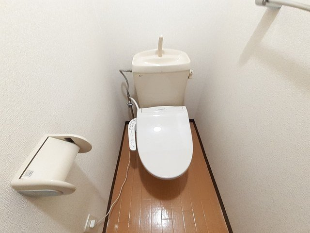 ジュネス香久山のトイレ
