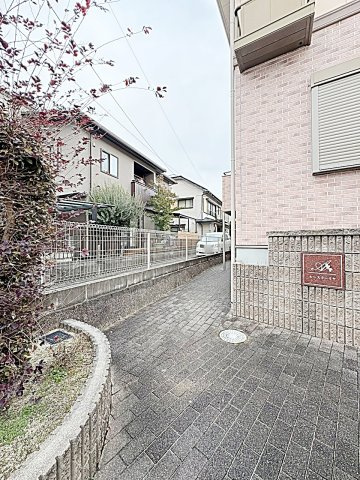 ルース　リーリヤのエントランス