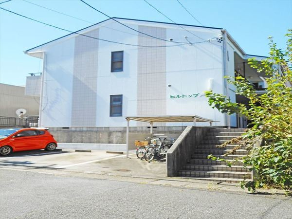 ヒルトップAの外観