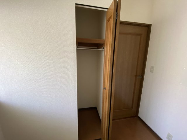 ハイツ東戸塚Ⅱ　Ｂ棟の収納|小物を収納するのに便利です