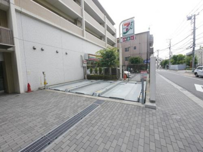 【駐車場】 | パークアクシス滝野川 | 車をお持ちの方に嬉しい駐車場付きの物件です