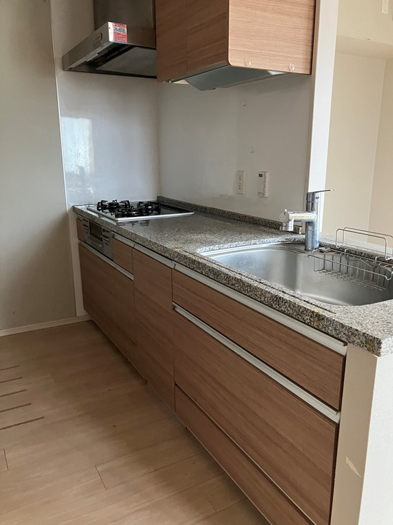 プラウド宮前平トレサージュのキッチン