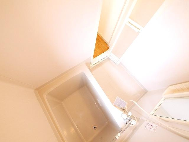 プレミール深田の浴室|コンパクトで使いやすいお風呂です