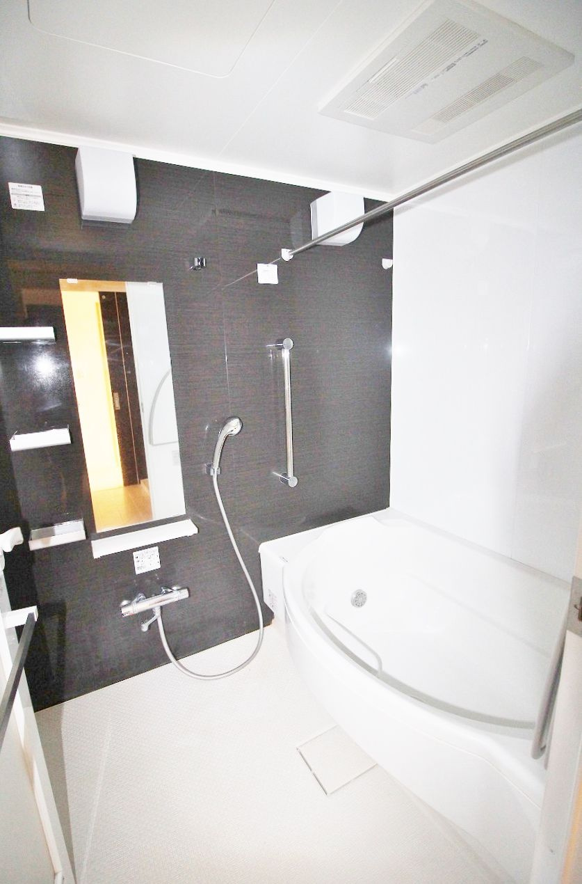 熊本市中央区菅原町の賃貸マンションの浴室