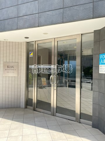 KDXレジデンス入谷のエントランス