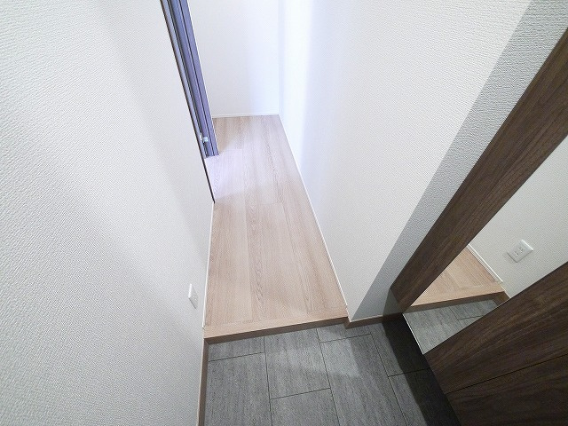 Maison de Pino（メゾン ド ピノ）の玄関